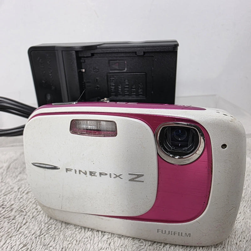 Fujifilm FinePix Z37 10.0MP Digital Compact Camera - Pink/White TESTED