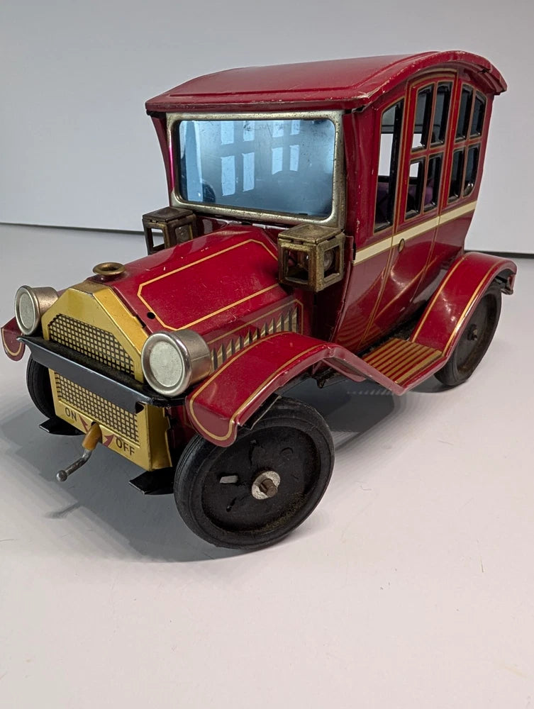 Vintage Japanese Tin Litho Early Model Limousine Battery Operated Antique Car Battery