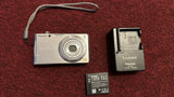 Panasonic LUMIX DMC-FH5 Silver Compact Digital Camera 16.1MP