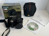 Fuji Finepix S1600 Digital SLR Camera 12 mp, Zoom 15x VGC in box, manual, case
