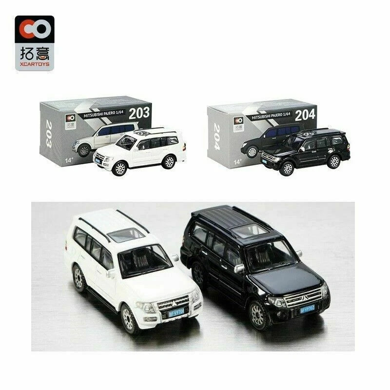 XCarToys 1:64  Pajero Diecast Model Car in box