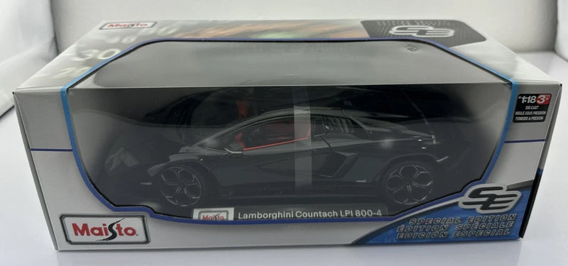 Maisto "Lamborghini Countach LPI 800-4" Black 1:18 scale. Diecast Model Car. New