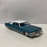 1973 73 Cadillac Sedan Deville Collectible 1/64 Scale Diecast Diorama Model