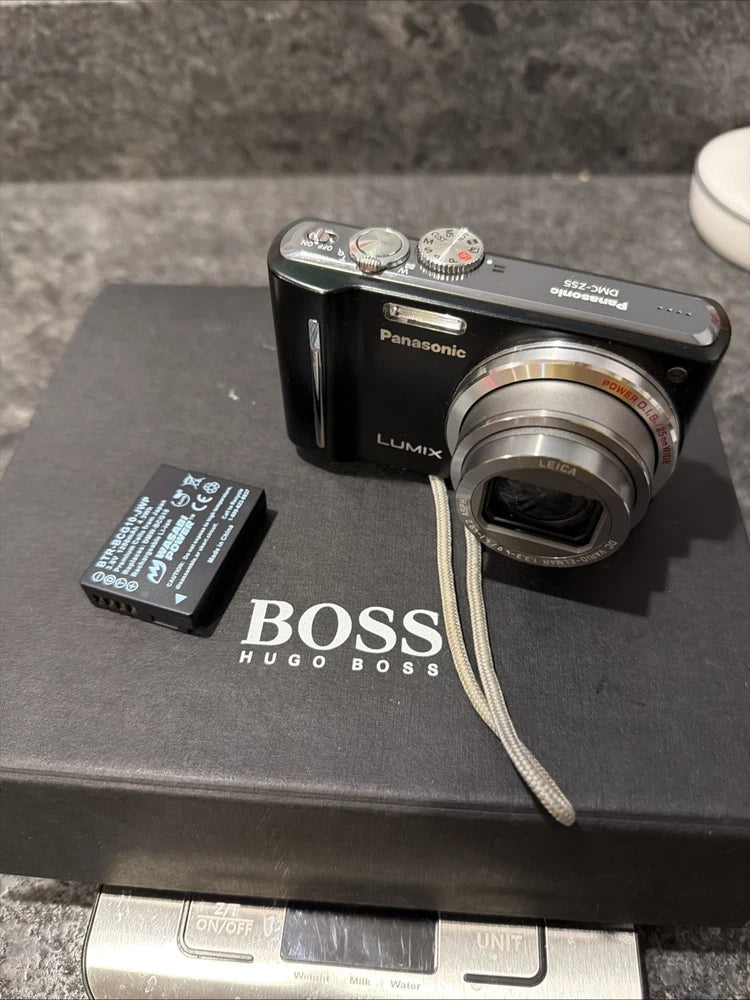Panasonic LUMIX DMC-ZS5 12.1MP 12x Digital Camera Battery But NO CHARGER