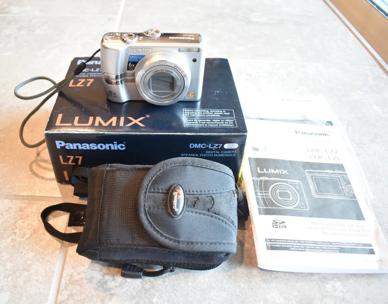 PANASONIC LUMIX DIGITAL CAMERA DMC-LZ7 7.2MP SILVER-TESTED +MANUAL  *NO CABLES*