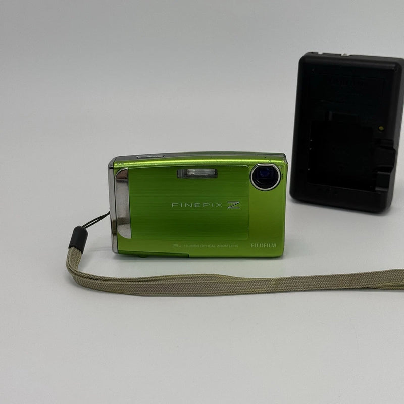 Fujifilm FinePix Z Series Z10fd 7.2MP Compact Digital Camera - Green