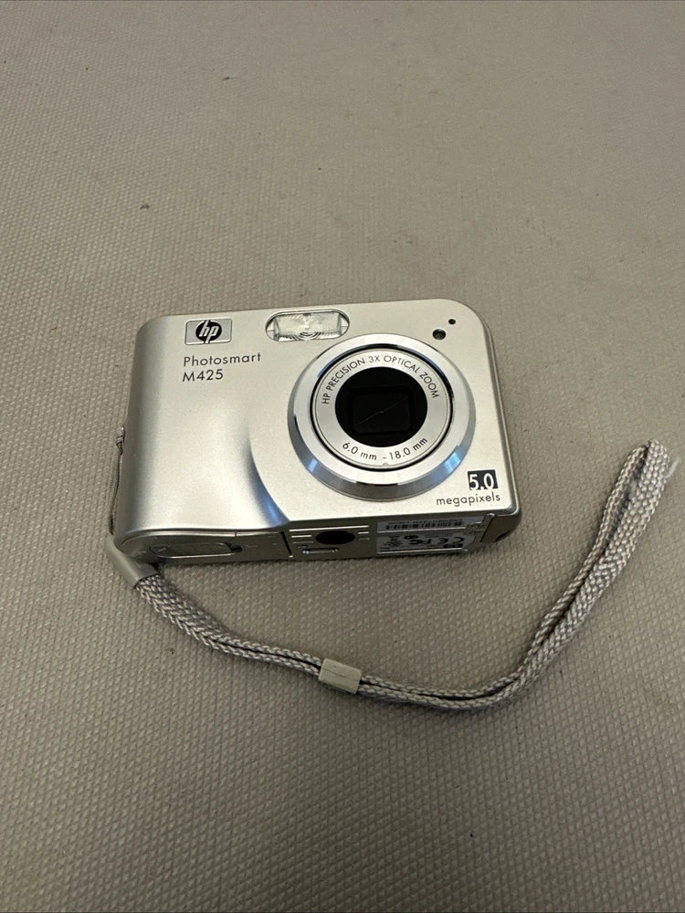 HP Photosmart M425 Digital Camera