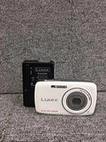 PANASONIC 12.1 million pixels DMC-S1 Used