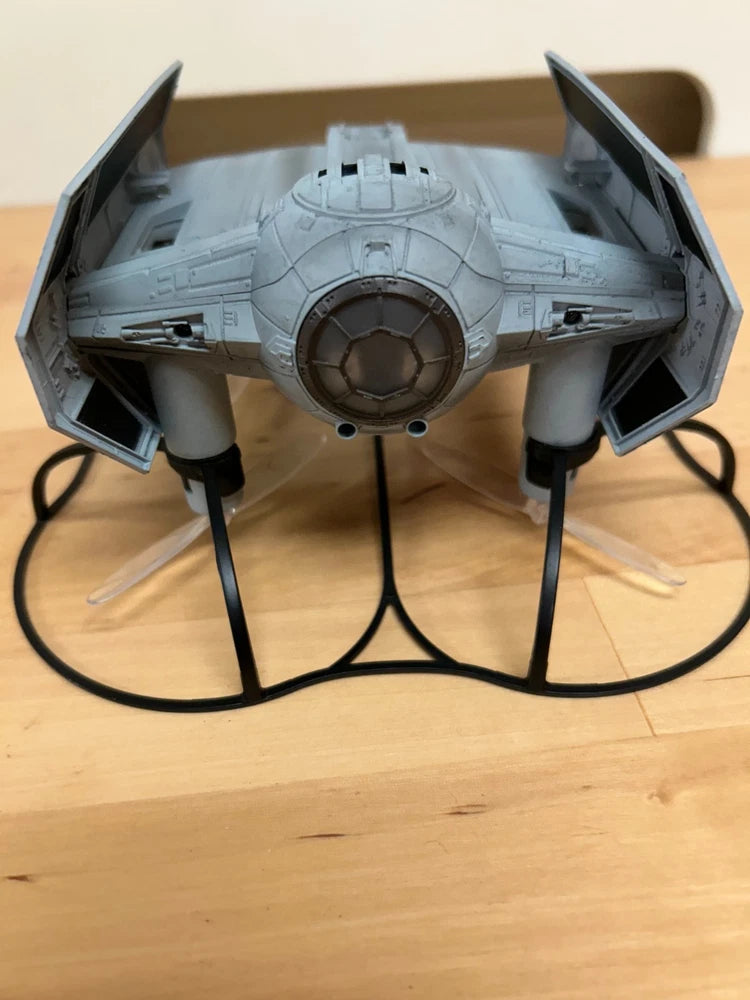 Star Wars grey battling drone with front engine and winglets