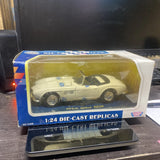 Motor Max Diecast Replica 1955 BMW 507! 1/24 Scale! NIB