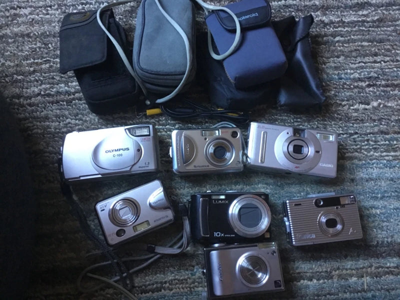 DIGITAL CAMERAS X7 - Fujifilm - Casio - LUMIX - Olympus - Konica - Faulty/Repair