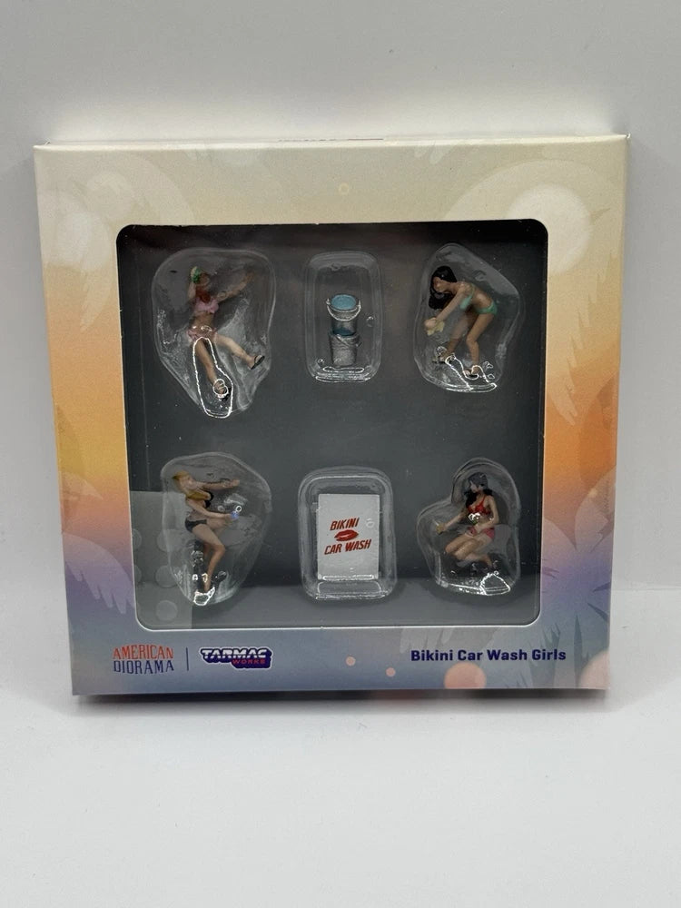 American Diorama Tarmac Works Bikini Car Wash Girls Figurine Diorama Scene Lot