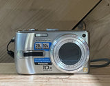 Panasonic Lumix DMC-TZ3 7.2MP Digital Camera Silver HAS ISSUES, NO BATTERY