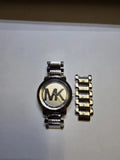 MICHAEL KORS SILVER-TONED WATCH MODEL MK3278¡ñNeeds New Battery. Battery