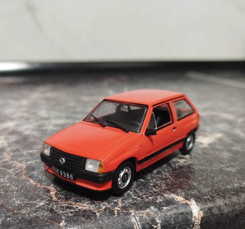 Car model 1:43 Opel CORSA collectible mini car