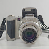 Fujifilm FinePix 4900 Zoom 2.2MP Digital Bridge Camera Silver 6x Zoom + Charger