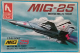 MiG-25 Foxbat USSR HOBBY CRAFT #HC1111 1/144