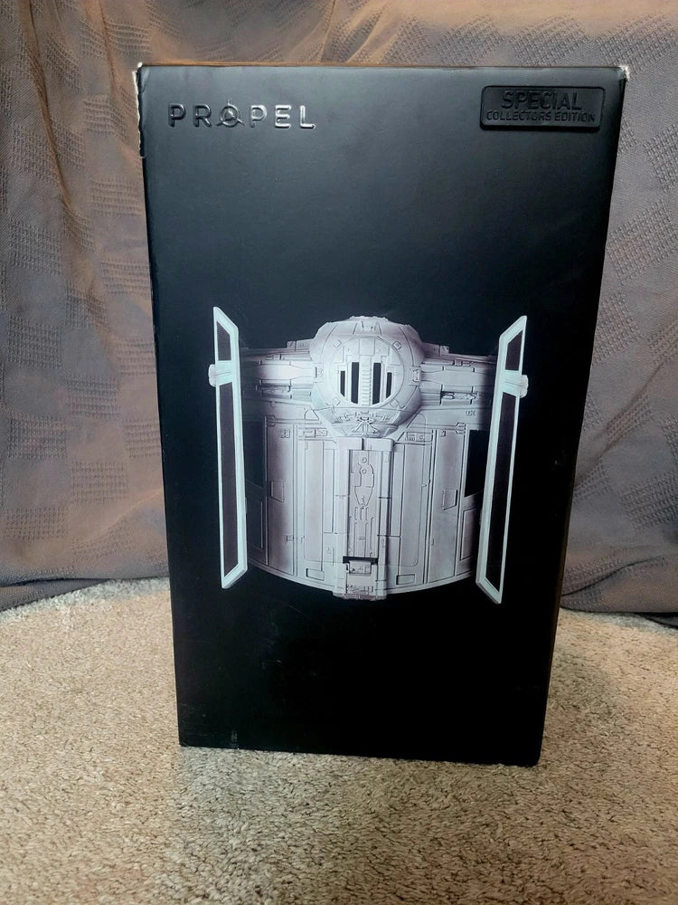 Star Wars Battling Drone boxed display with illustrated gray TIE Advanced x1