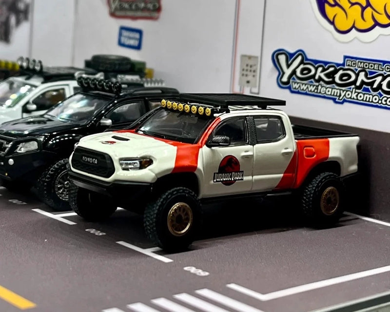 GCD 1:64 White Tacoma MK3 TRD Pro Pickup Truck Model Metal Diecast Car