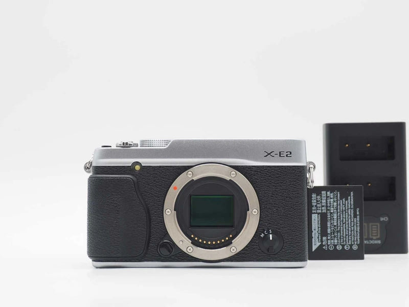 Fujifilm Fuji X Series X-E2 Silver 16.3MP Body Only [Near Mint] #Z6114A