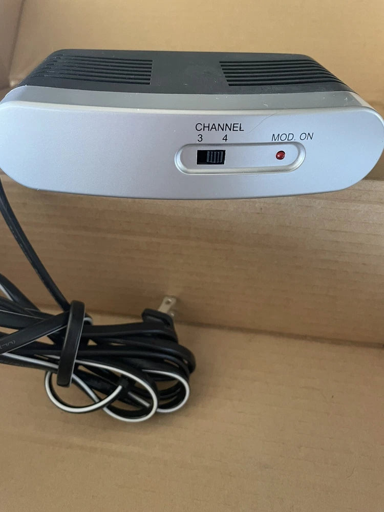 PHILIPS RF Modulator Video Signal Converter  TV to DVD Coaxial Input