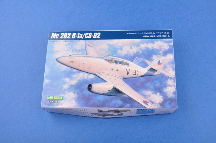 Hobbyboss 1/48 Me262 B-1a/CS-92 model kit box with aircraft artwork