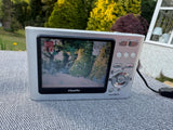 FujifilmFinepixZ1 5.1MP Compact Camera Silver,charge Docking station 1gb XD Card