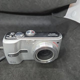 Panasonic LUMIX DMC-TZ1 5.0MP Digital Camera - Silver - Working - No Charger