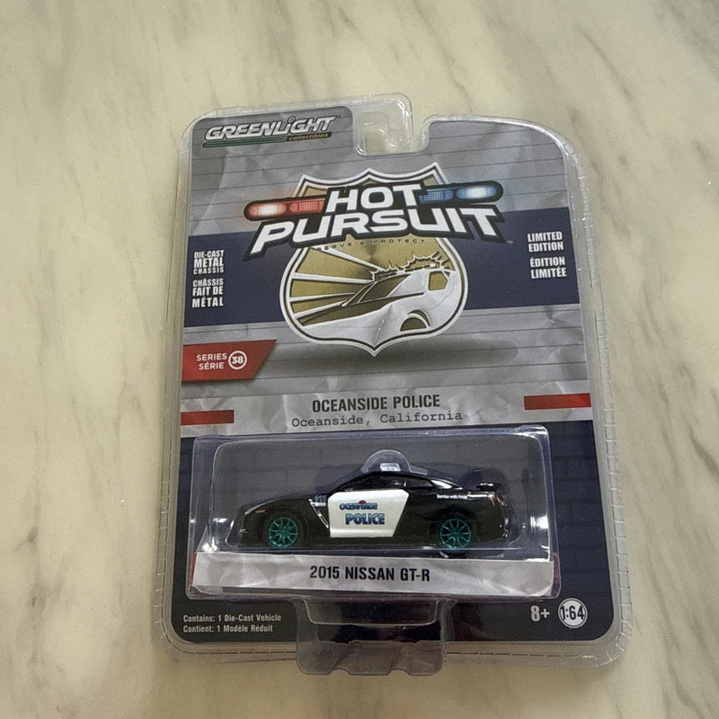 Greenlight 1/64 - Nissan GT-R R35 2015 Oceanside Police CHASE Diecast Model Car
