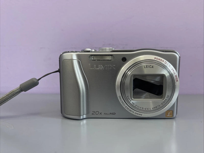 Panasonic LUMIX DMC-TZ30 - 14.1 MP DIGITAL CAMERA  & BATTERY(PARTS ONLY)