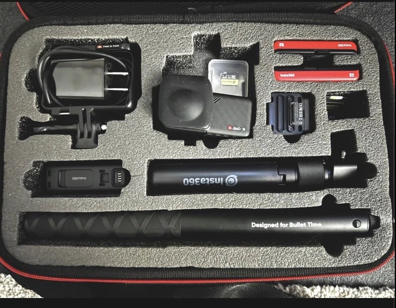 Insta360 One R twin VR Boost with  x2 batteries and lenses