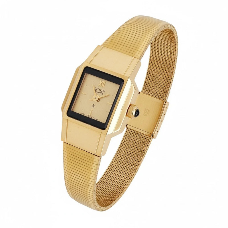 Citizen watch, model 3220, in gold-tone metal. Vintage, 1980s,needs battery Battery