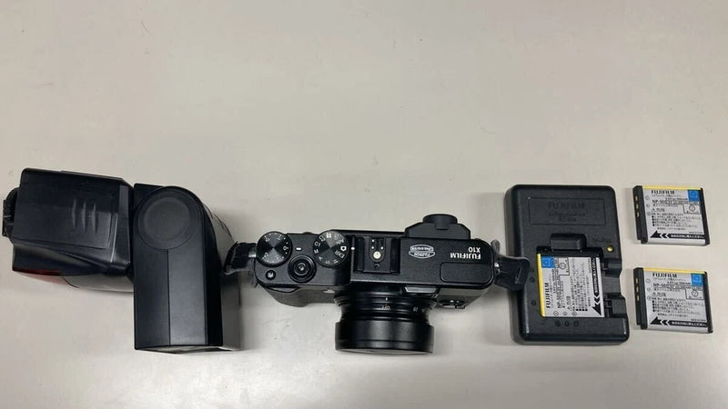 Fujifilm X10 Digital Camera & Flash Battery Charger Set Premium Used