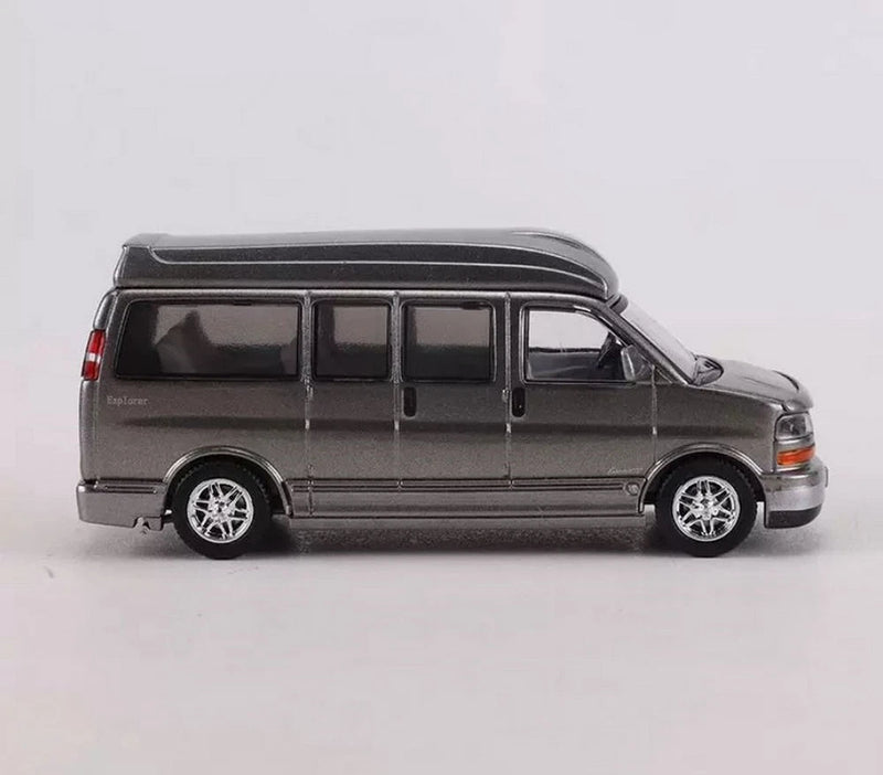 SHADOW 1/64 Scale GMC Savana Explorer Grey Diecast Car Model Toy Gift