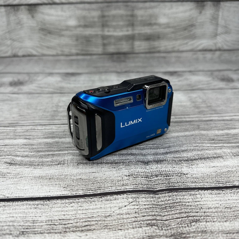 Panasonic LUMIX Waterproof DMC-TS5 / DMC-FT5 16.1MP Digital Camera