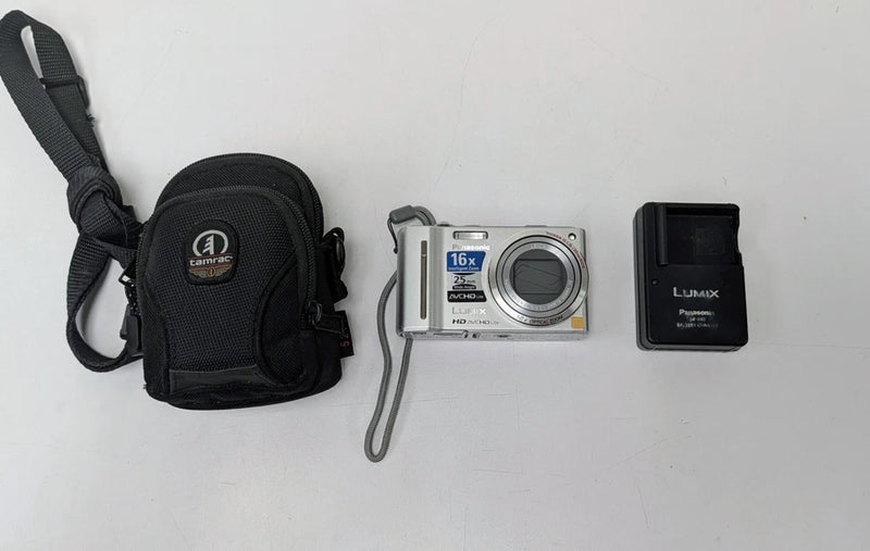 Panasonic LUMIX DMC-ZS7 Silver ZS7 12.1MP 12x Zoom Camera Bundle - Tested