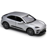 1:24 Porsche Macan Turbo Electric Model Car Diecast Collectible Door Open Silver