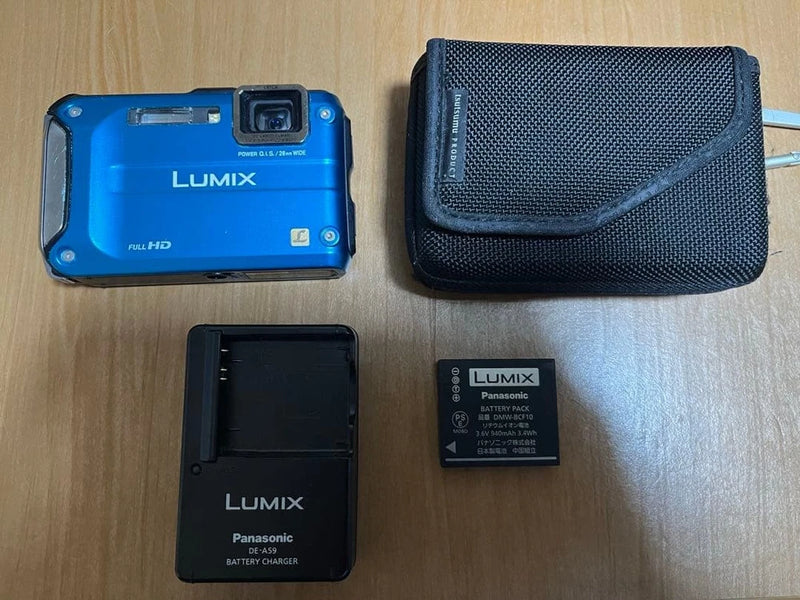 Panasonic LUMIX DMC-FT3 Blue Compact Camera Full HD Video GPS Waterproof Tested