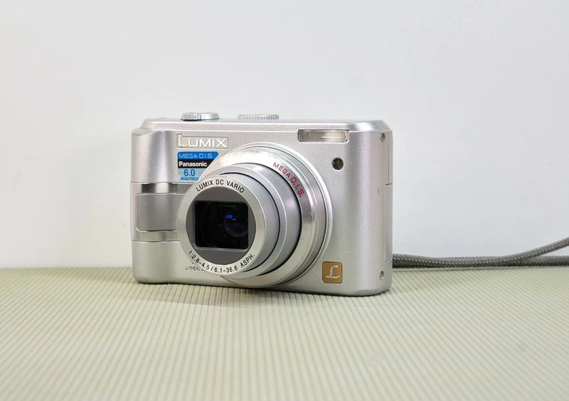 Panasonic Lumix DMC-LZ5 Digital Camera 6MP, Leica Lens, Made in Japan, Tested