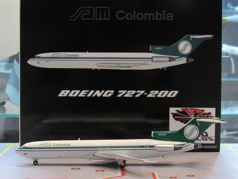 Sam Boeing 727-200 1 :200 scale diecast  -Infligth-200 Jp60