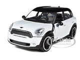 MINI COOPER S COUNTRYMAN WHITE 1/24 DIECAST MODEL CAR BY MOTORMAX 73353