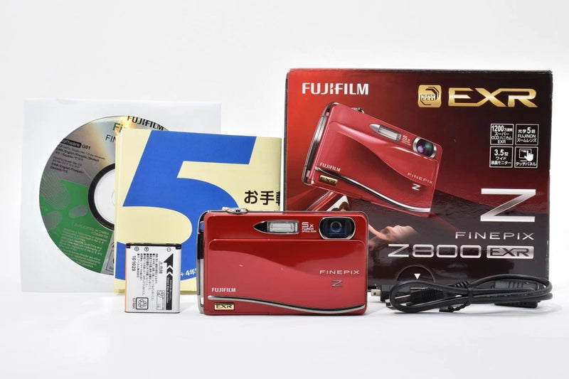 Fujifilm FinePix Z800EXR 12MP Red Compact Camera Made in Japan BOX