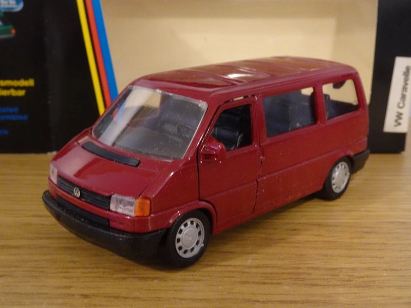 SCHABAK VOLKSWAGEN VW T4 CARAVELLE MINIBUS CAR RED VAN MODEL 1060R 1:43