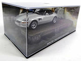 James Bond 007 Diorama BMW Z8 The World Is Not Enough 1:43 Scale Model Car