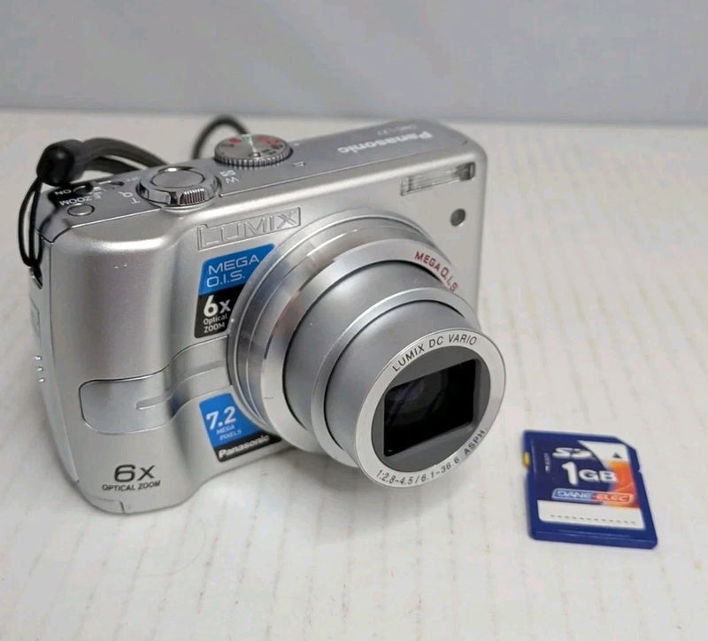 PANASONIC LUMIX DMC-LZ7 DIGITAL CAMERA 7.2 MP 6x ZOOM (TESTED) w/ memory card A2