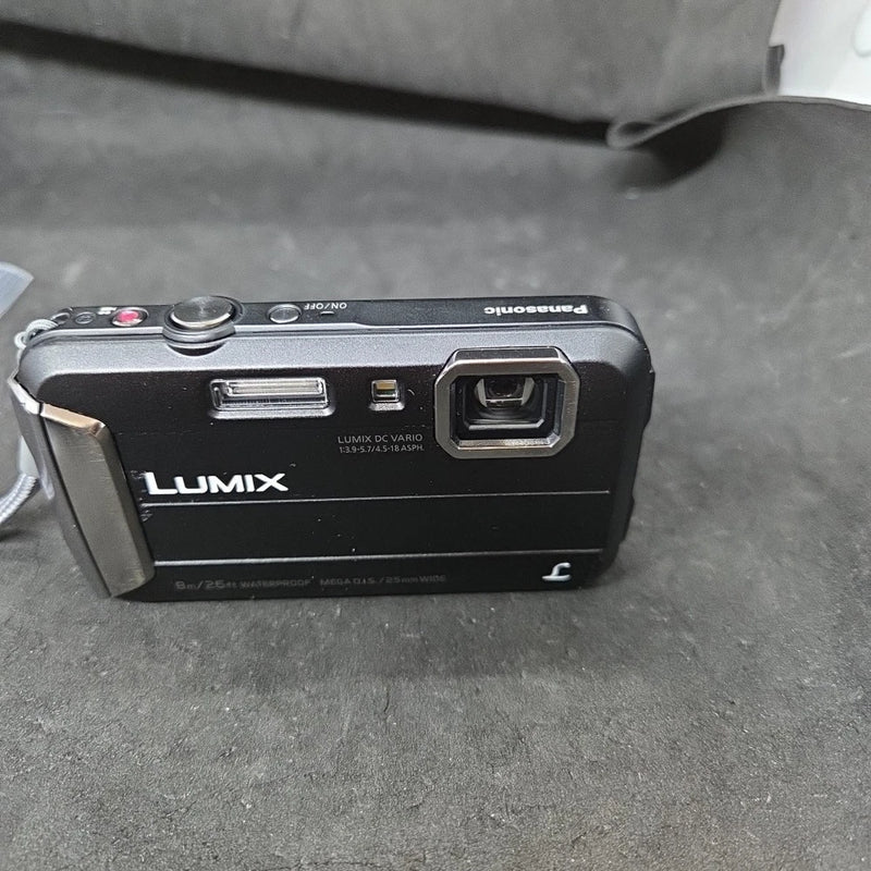 Panasonic LUMIX DMC-TS30 16.1MP Waterproof Digital Camera Black Working #4