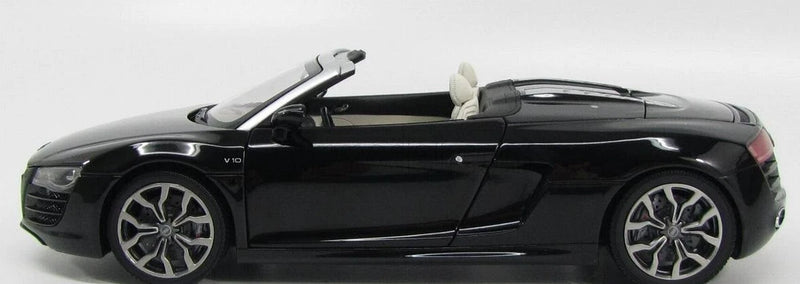 2010 Audi R8 Spider 1:18 die-cast model car, black, side view