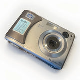 HP PhotoSmart 635 2.1 MP Digital Camera - For Parts - Powers On - Lightly Used