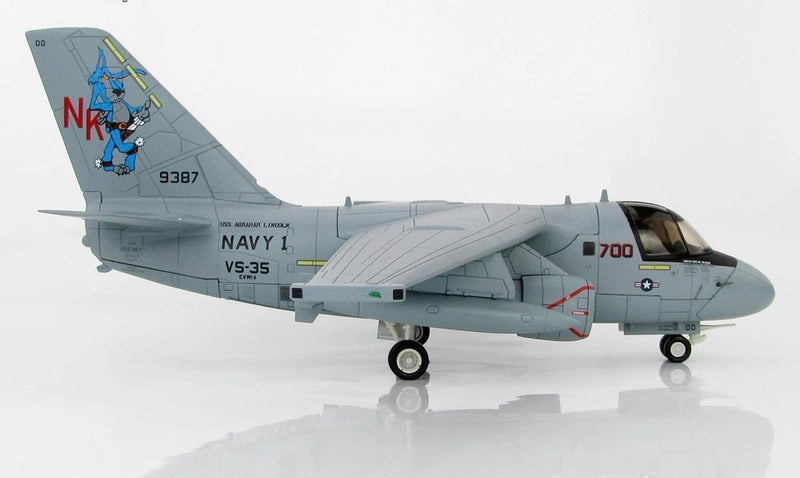 Gray-and-blue 1/72 S-3B Viking model airplane with Navy VS-35 markings
