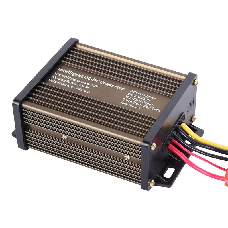 DC-DC voltage step-down converter with heatsink case and wire terminals